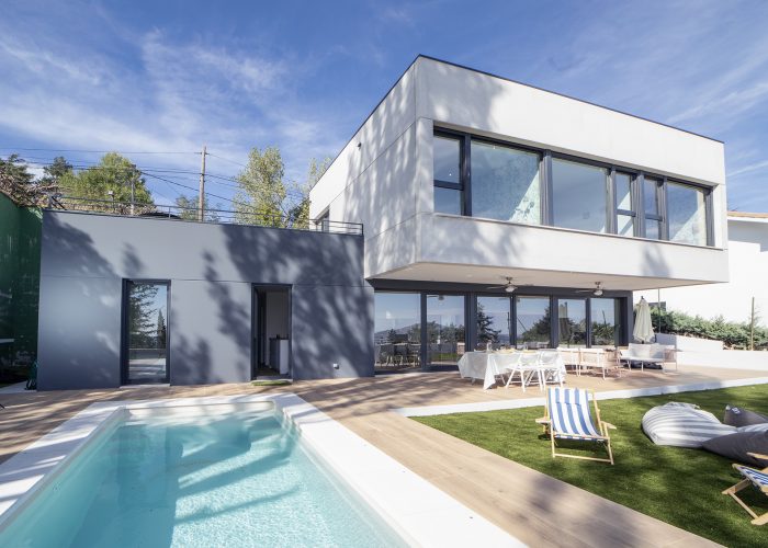 10CASA WILLY MIRAFLORES